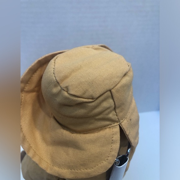 Boyd’s Bear 9” Bumbershoot Yellow Raincoat and Hat manufactured in 1999 - Picture 4 of 7